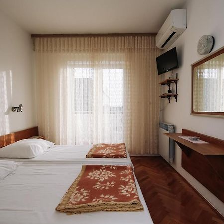 Apartments & Rooms Peranic Novalja Dış mekan fotoğraf