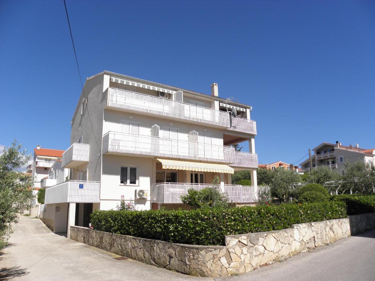 Apartments & Rooms Peranic Novalja Dış mekan fotoğraf