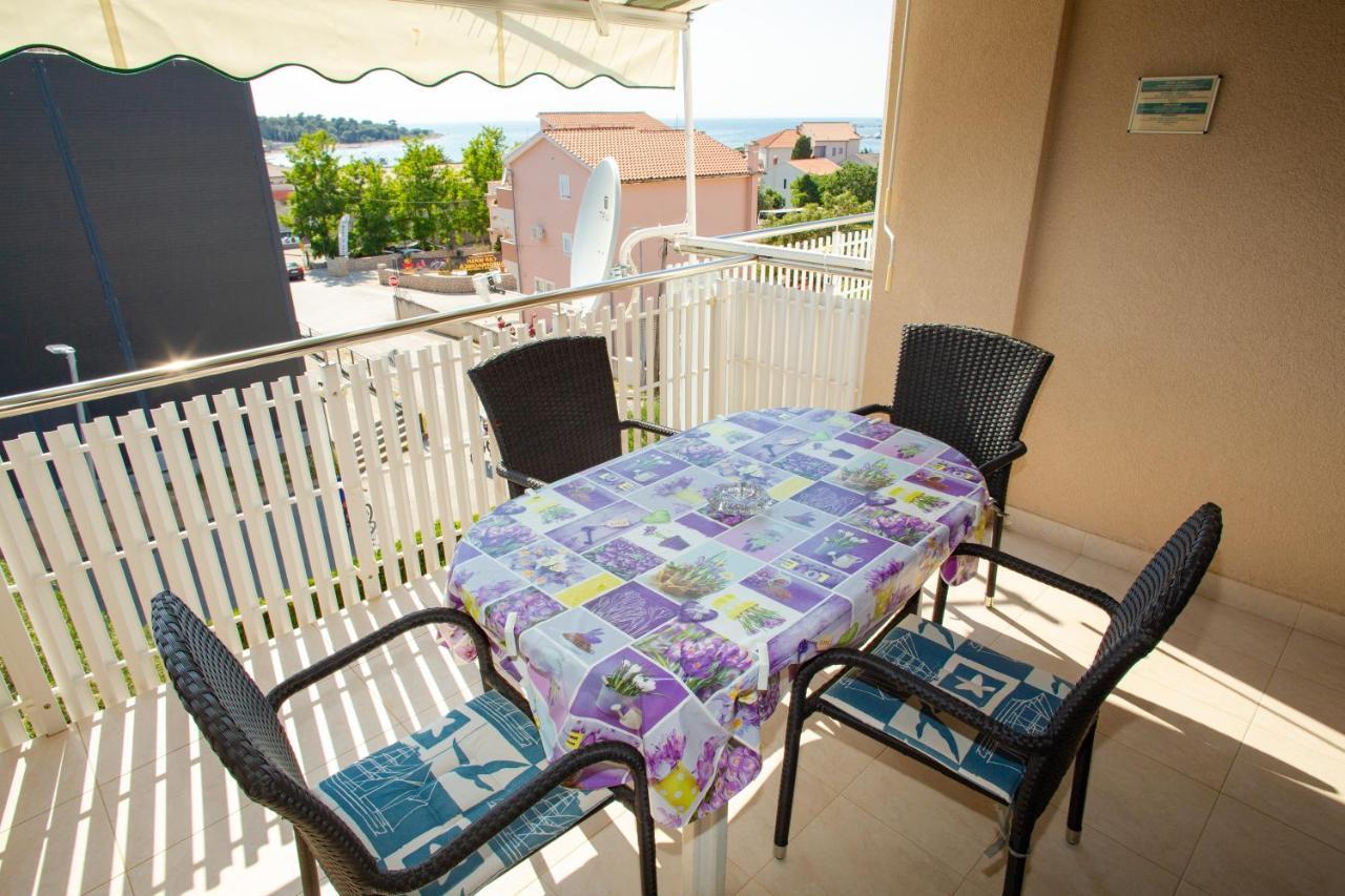Apartments & Rooms Peranic Novalja Dış mekan fotoğraf