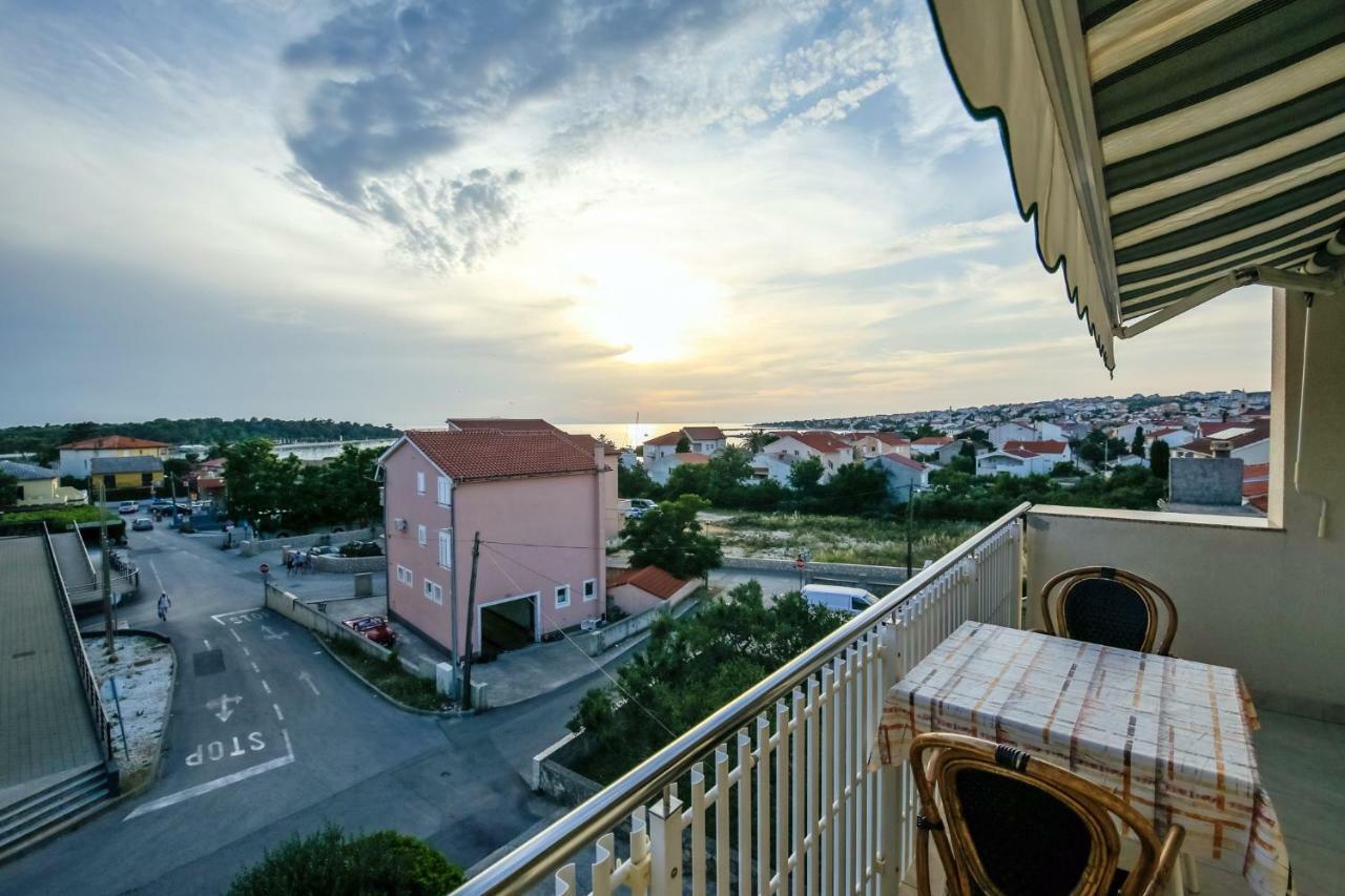 Apartments & Rooms Peranic Novalja Dış mekan fotoğraf