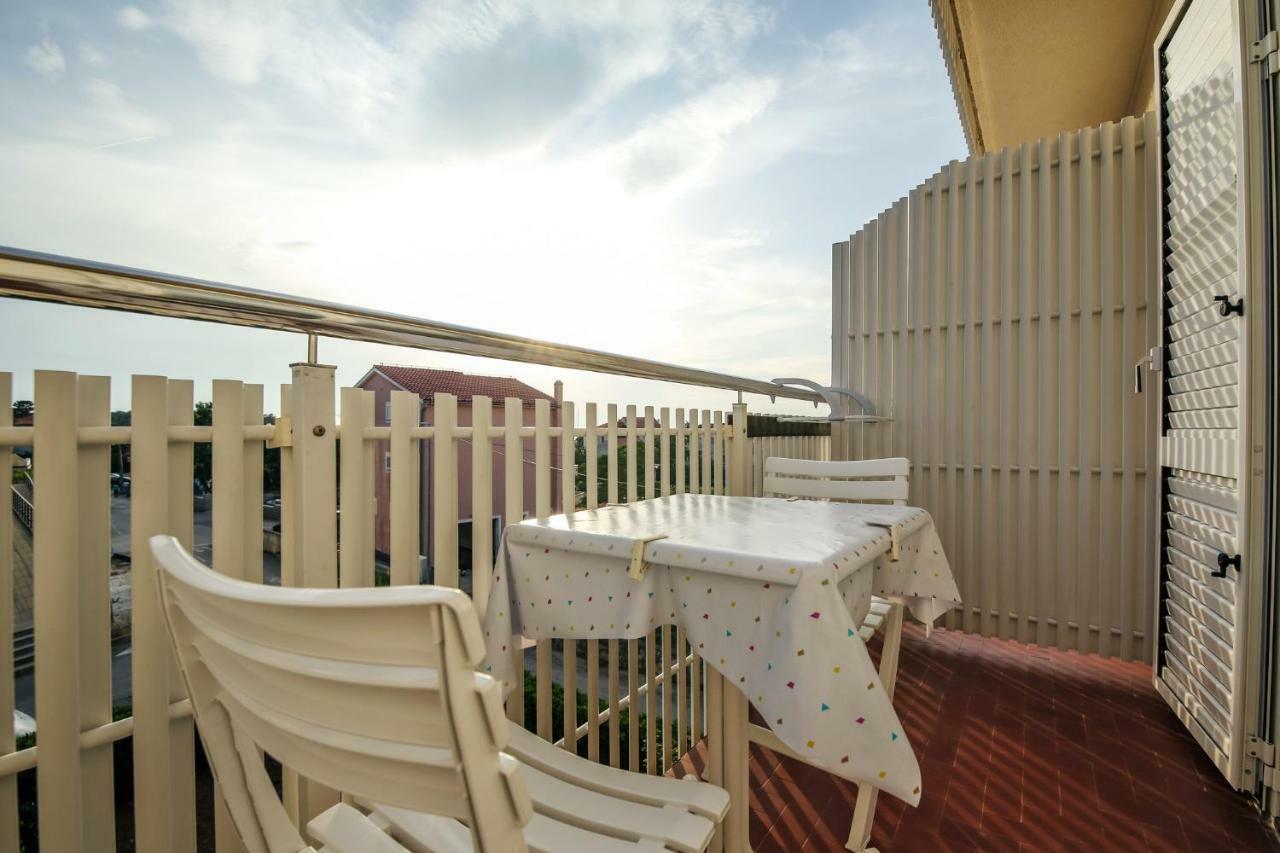 Apartments & Rooms Peranic Novalja Dış mekan fotoğraf