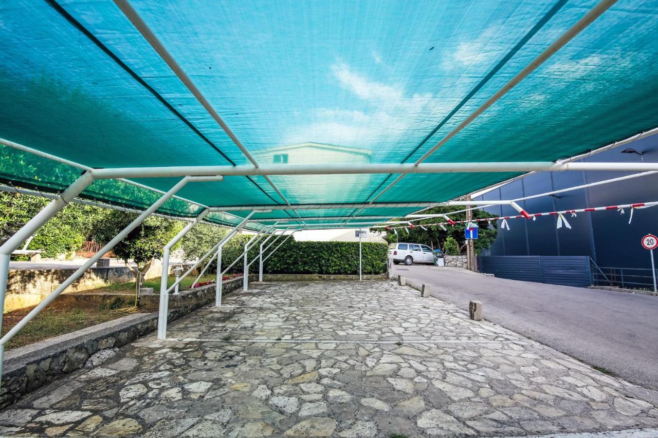 Apartments & Rooms Peranic Novalja Dış mekan fotoğraf